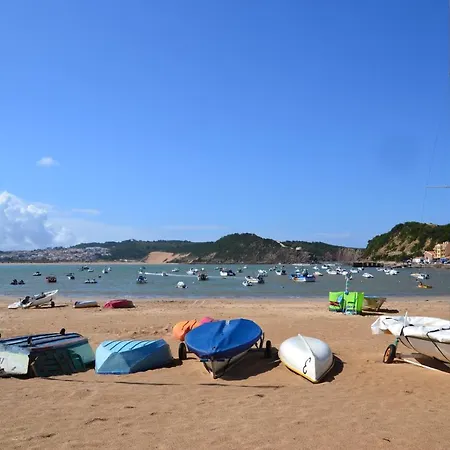 Casas Cerejas Couette-café 3*